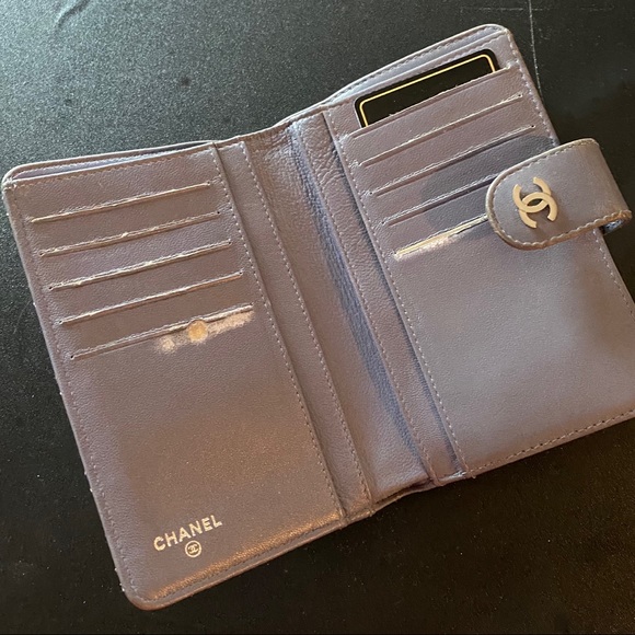 Lavender l zip CHANEL wallet - Picture 5 of 8